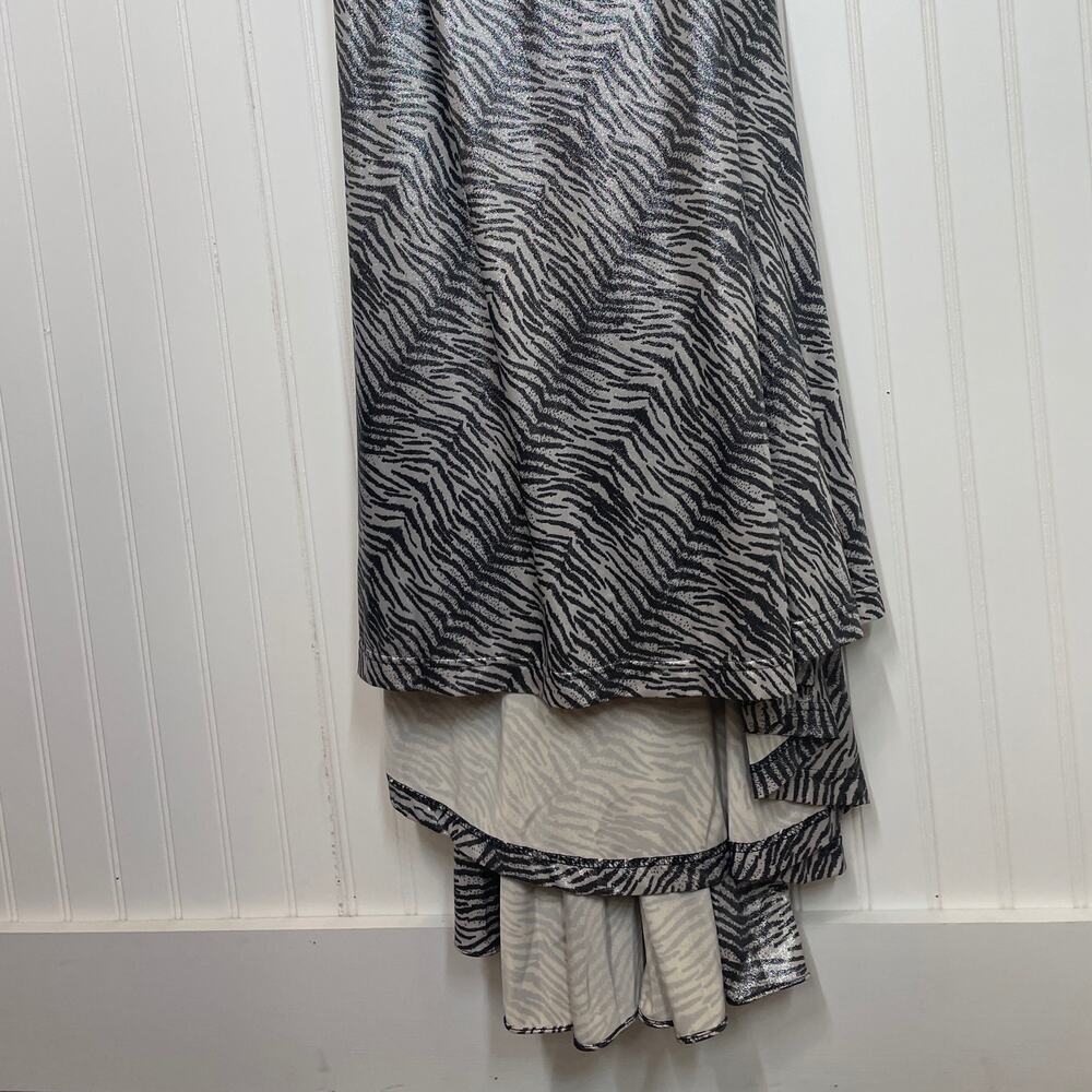 NWT Camille La Vie Animal Print Sequin Halter Open Back Maxi Dress Size 4 - Picture 4 of 9
